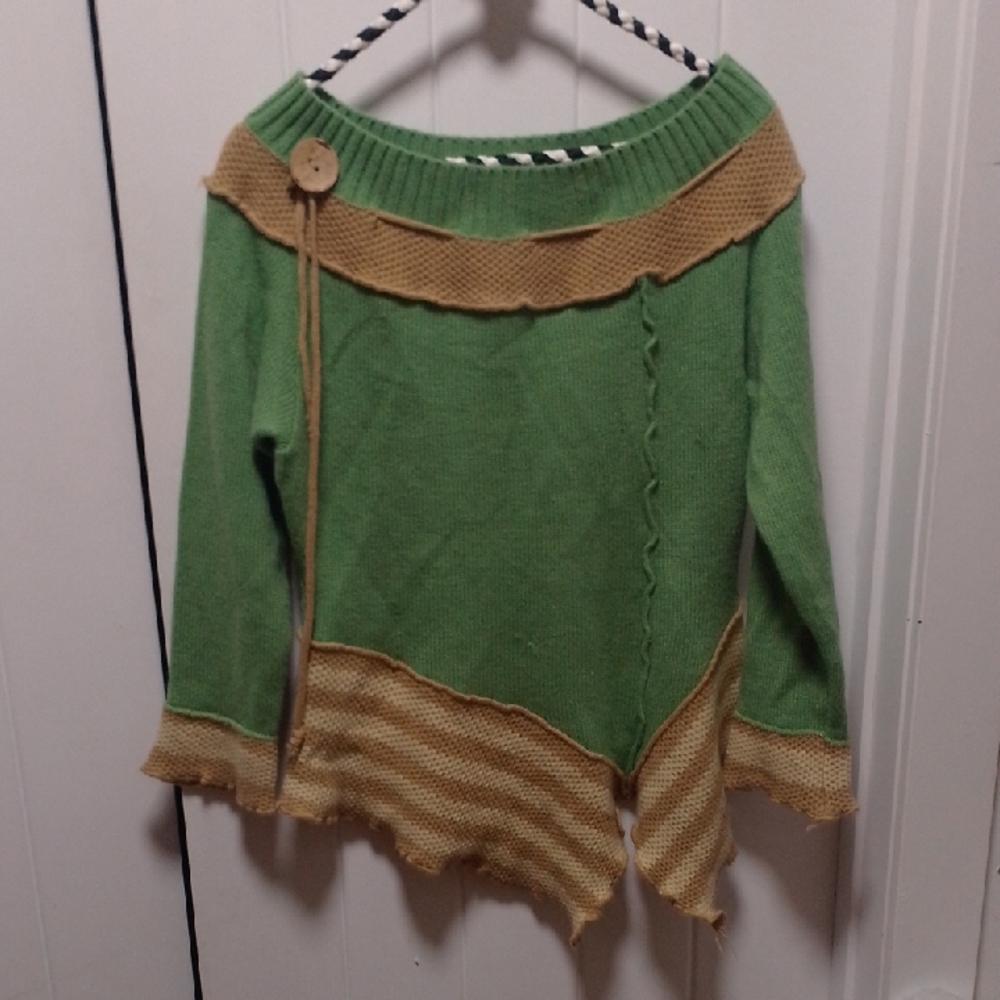 Super Cute Knit Sweater Cabin Cozy Fairytale